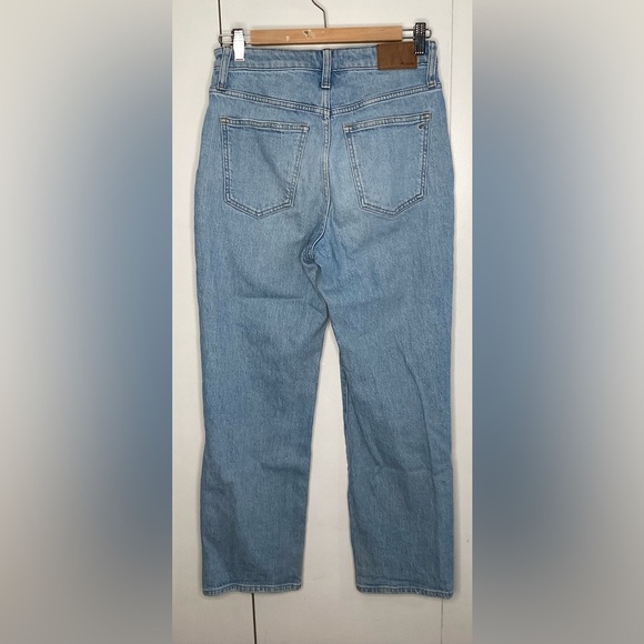 Madewell jeans, curvy, 11” high waisted, straight leg, light wash, 27 waist - Picture 2 of 11